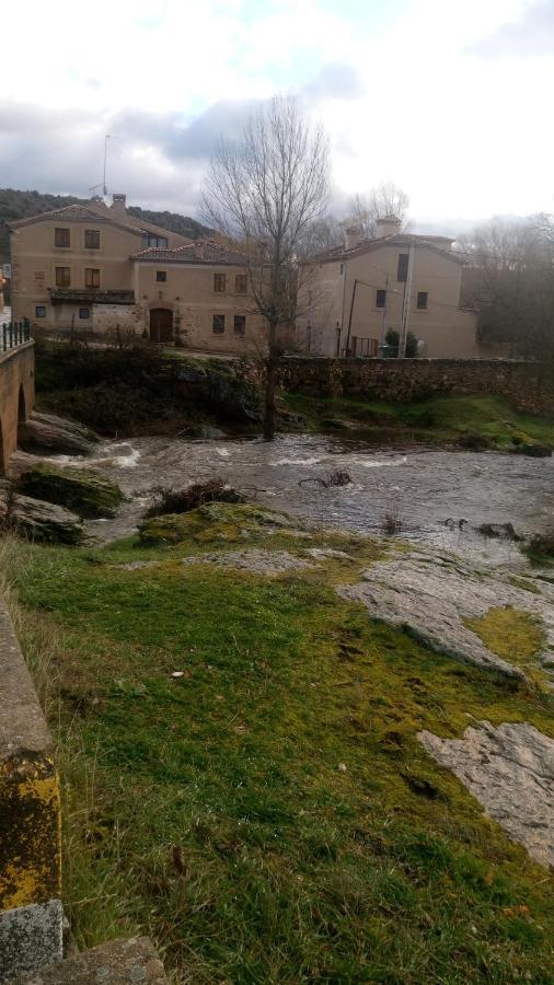 Mirador Del Vadillo Hotell La Velilla  Eksteriør bilde